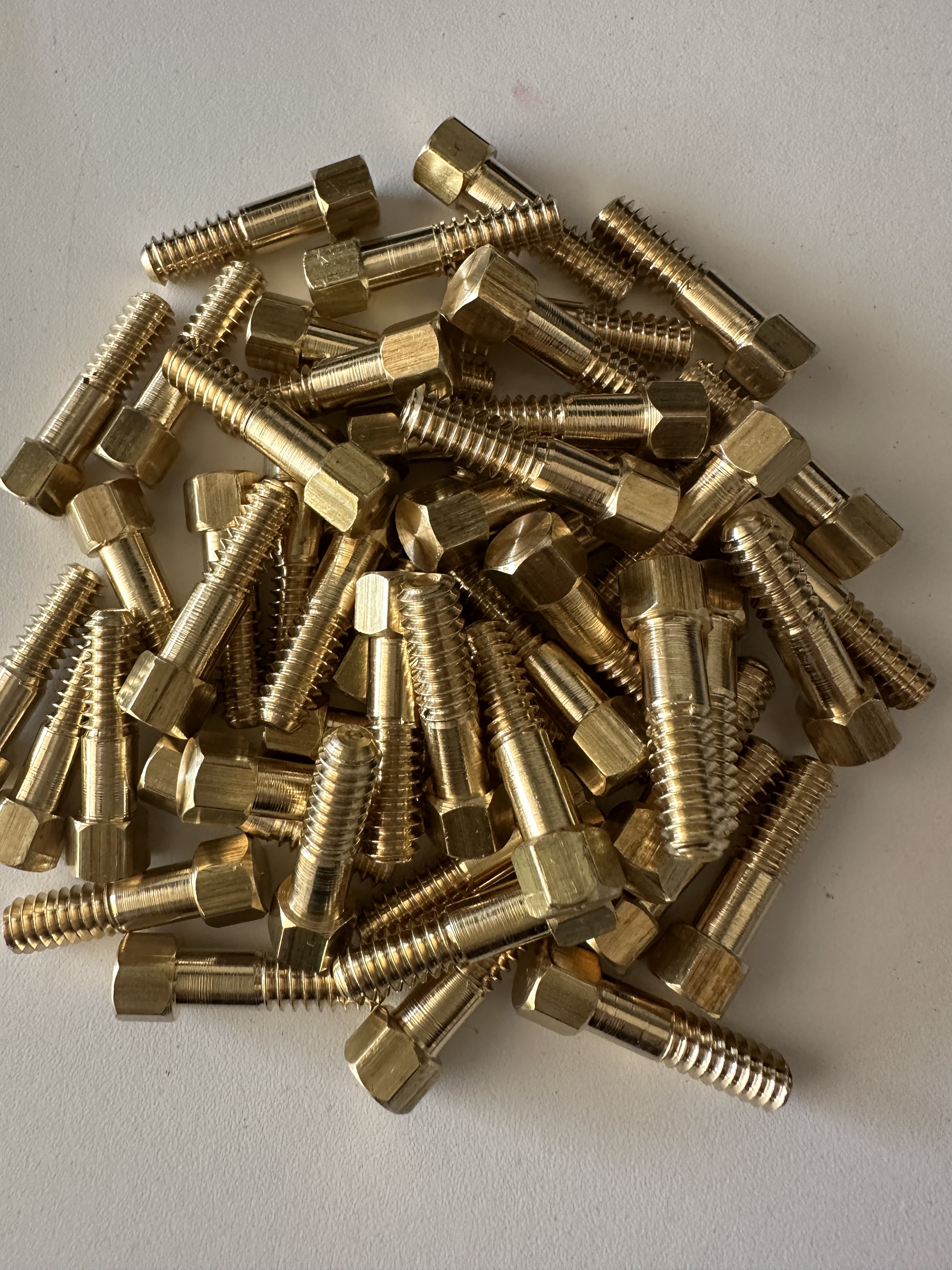 Componentes metálicos de precisión